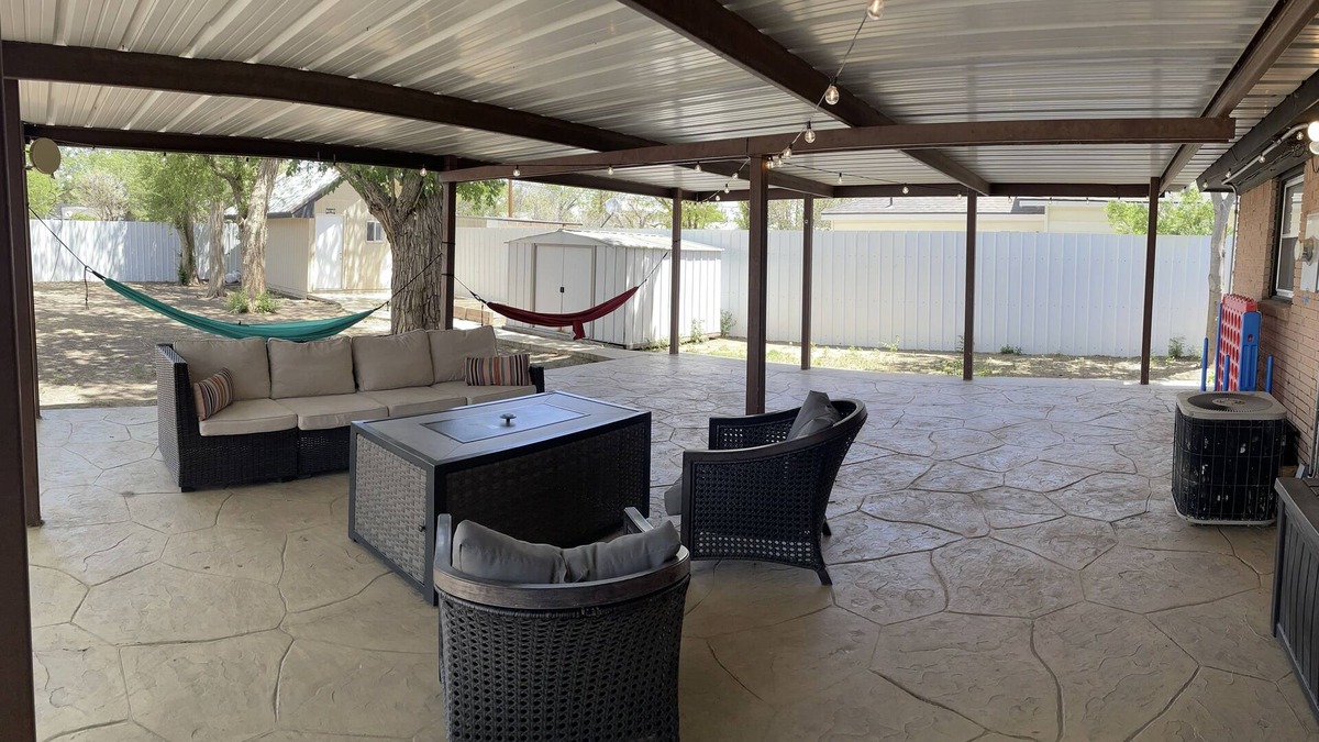 Canyon House | Greener Pastures