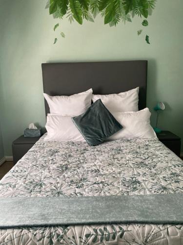 Goodwood Apartment | GreenLeaf Fully Furnished Separate Entrance