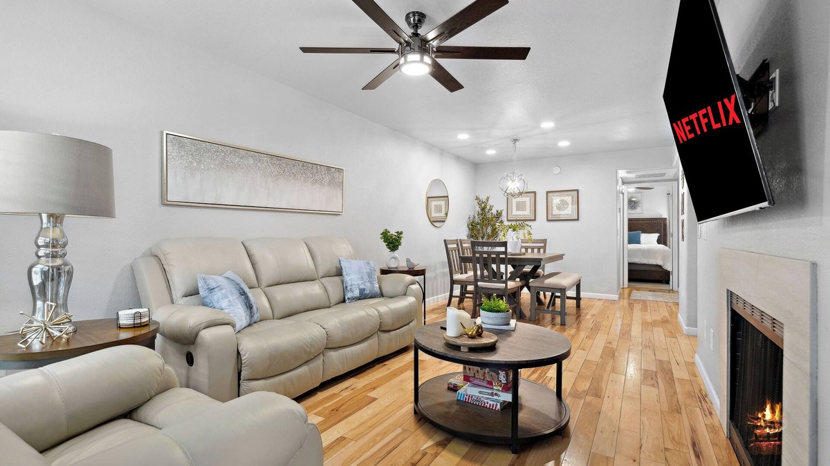 Tucson Apartment | Greens FULL 2BR/2B Getaway w/Pool, Grill & Spa!