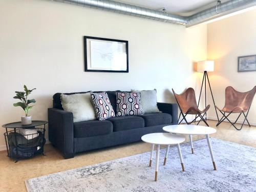 Belmont Apartment | Greensview Apt 2 Bedroom, 2 Bath - Beautiful views!