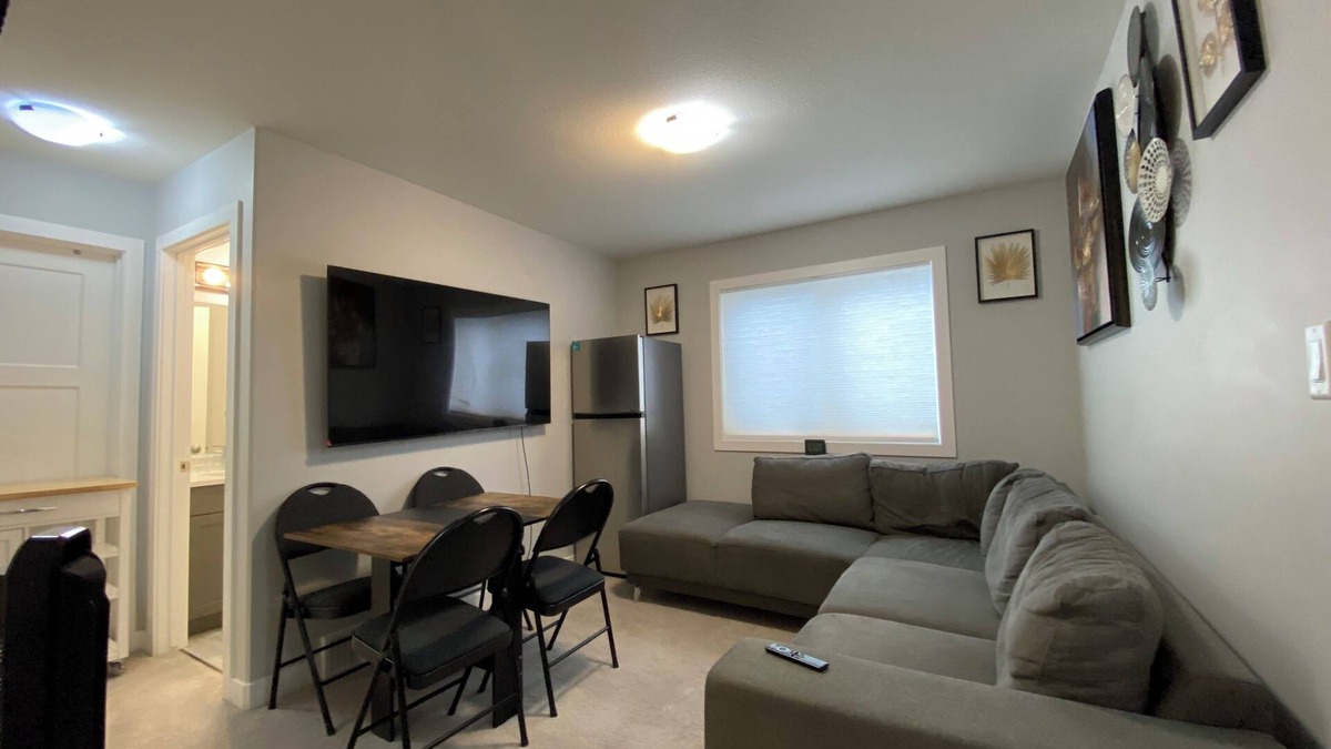 Regina Apartment | Greensville 2Bedroom 1Bath suite - Just like Home
