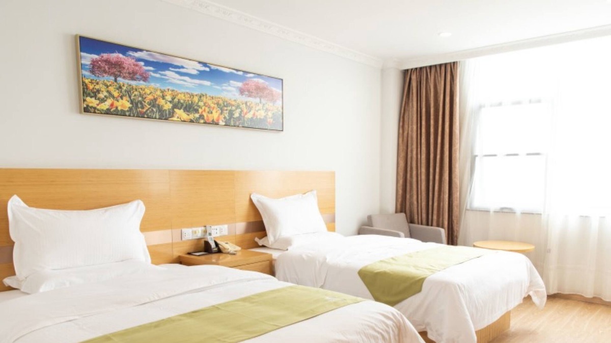 Nanhai Hotel | GreenTree Alliance Foshan Nanhai Pingzhou Yuqi Street Hotel