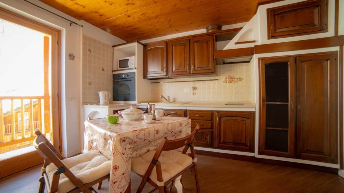 Tschaval Apartment | Gressoney La Trinitè Mono with View and 4pax AMLodge