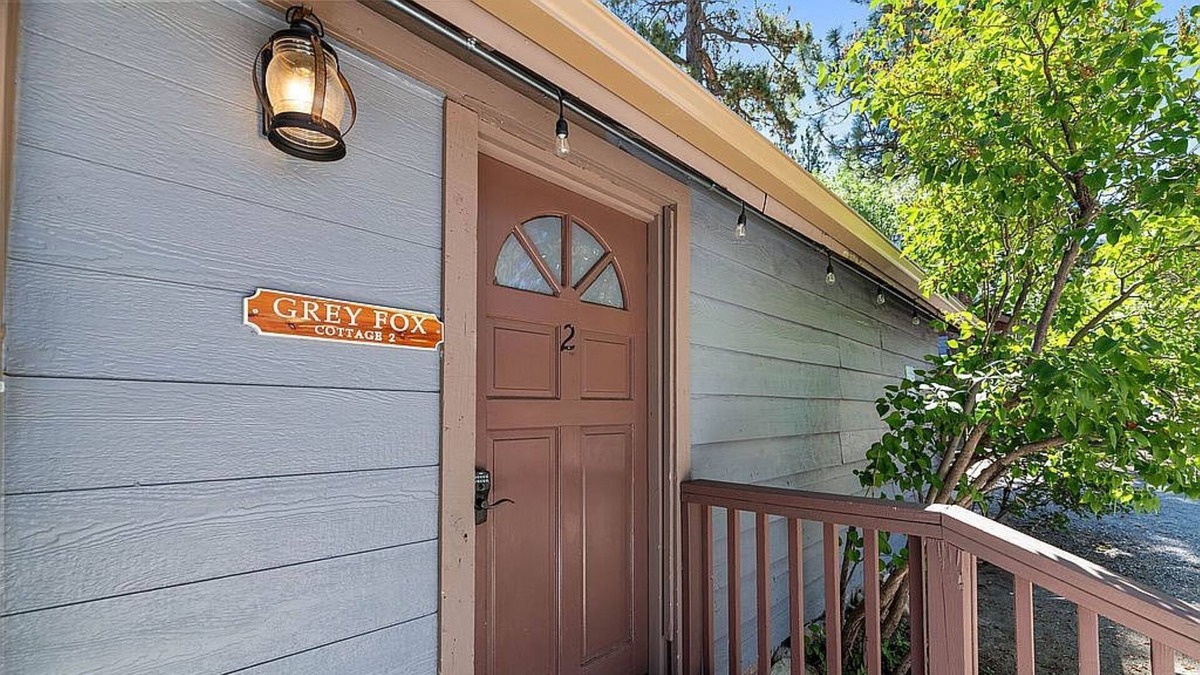 The Village Cottage | Grey Fox Studio Pet Friendly Adjacent to Cottage 1