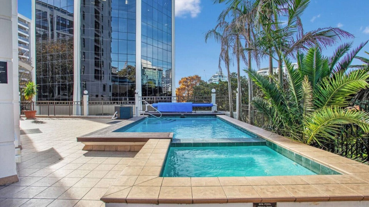 Newton Apartment | Greys Urban Escape with Spa, Pool & Gym