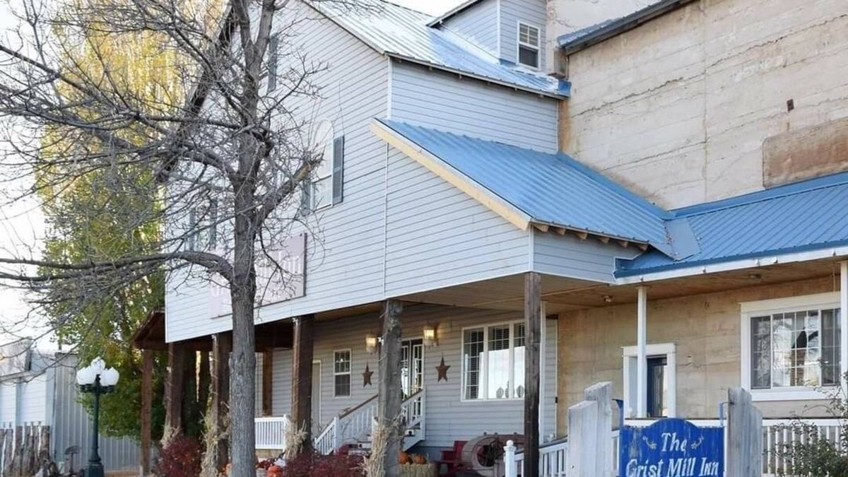 Monticello Hotel | Grist Mill Inn