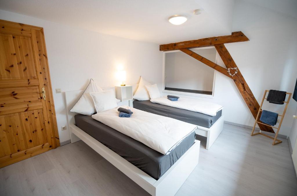 Neuhausen Apartment | Große 3-Zimmer Maisonette Wohnung in Neuhausen
