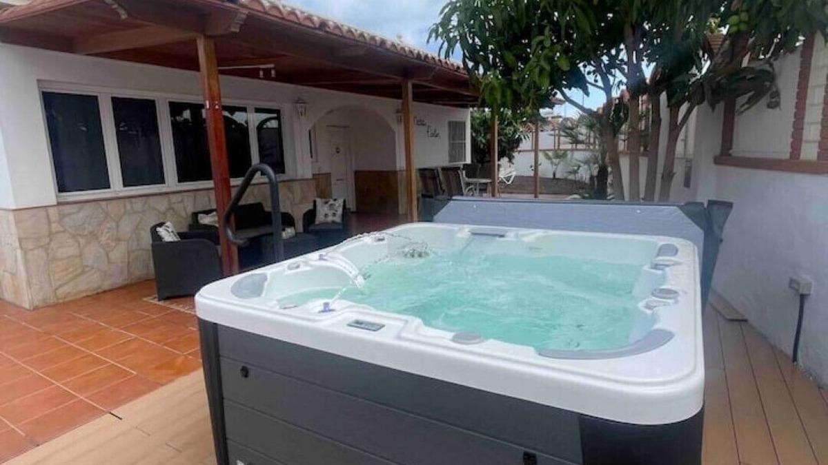 Playa del Ingles Apartment | Großer Bungalow, Zentral mit Privatsphäre