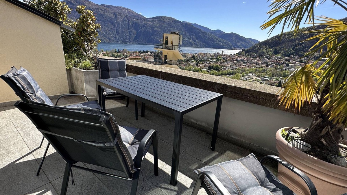 Cannobio Apartment | Großzügige 3½-zimmer-wohnung mit 2 Balkonen und Panoramaseesicht