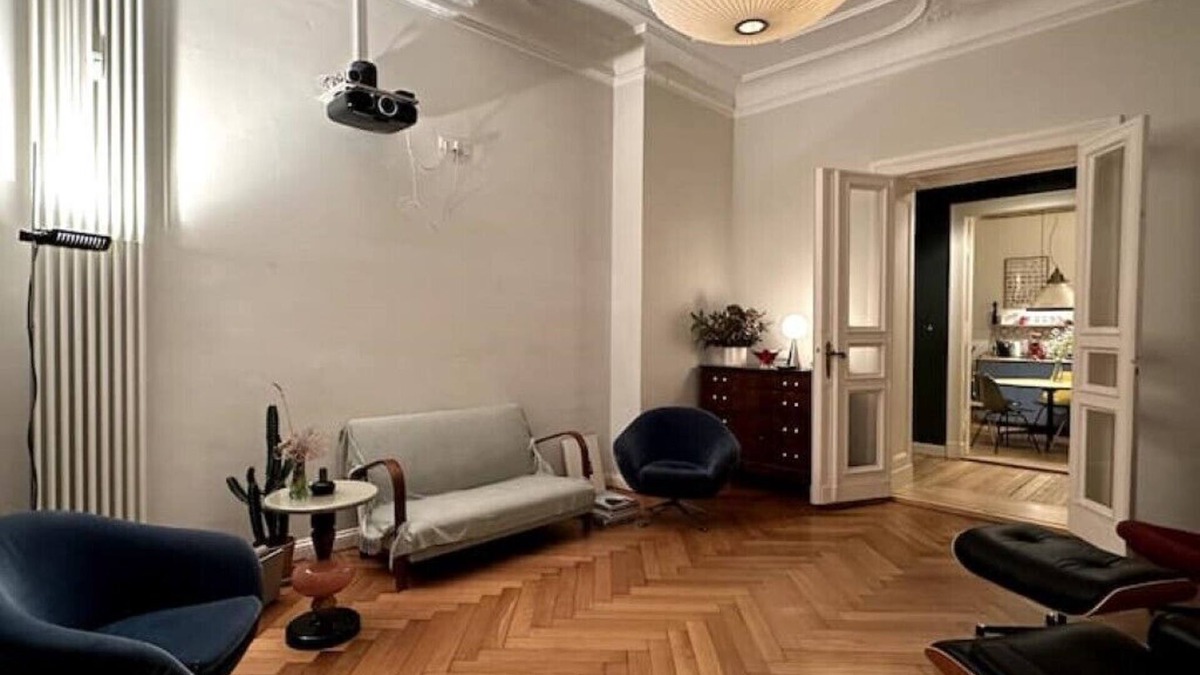 Prenzlauer Berg Apartment | Großzügige Wohnung aus dem 19. Jahrhundert mit Blick auf den Wunderschönen Park