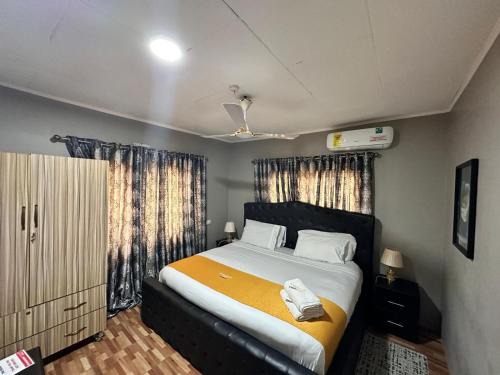 Accra House | Groove Vacation Homes