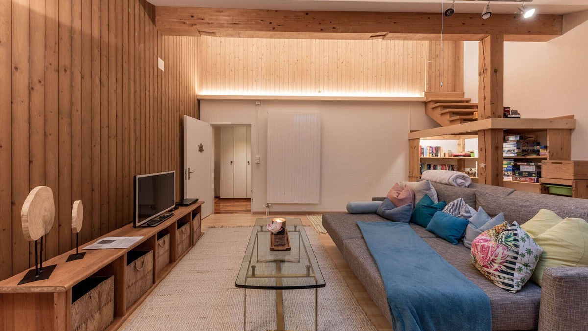 Wildhaus Apartment | Grosszügige Dachwohnung mit Sauna und Blick auf die Churfirsten