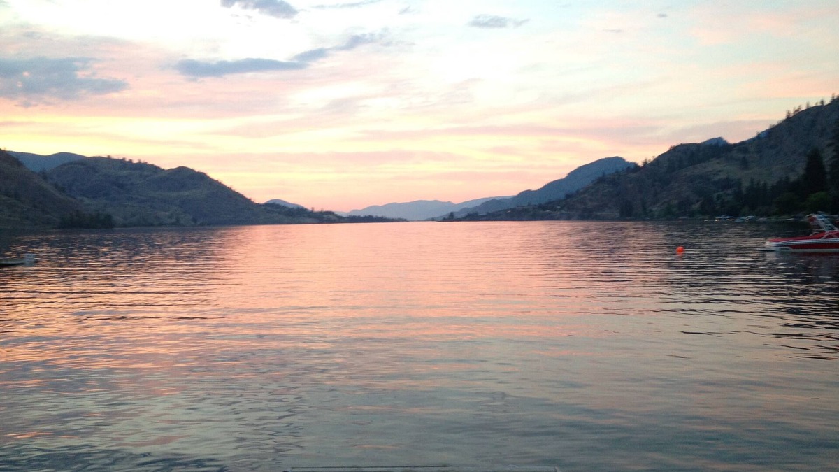 Okanagan-Similkameen Condo | Ground floor Luxury Condo on Skaha Lake with POOL (Penticton)