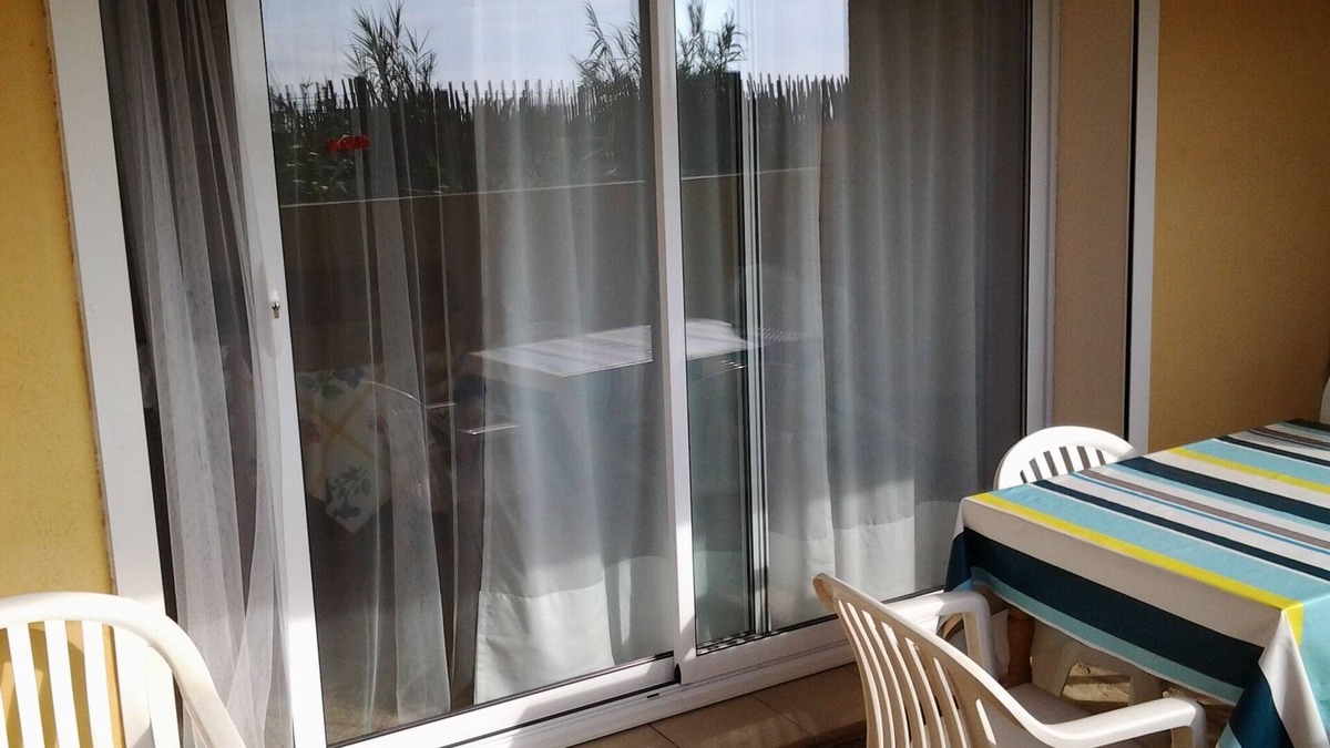 Valras-Plage Apartment | Ground floor apartment in villa, seafront, beachfront.