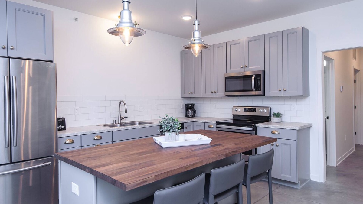 Northrup Condo | Ground Floor. No Stairs, 2bd/2ba, Fully Furnished