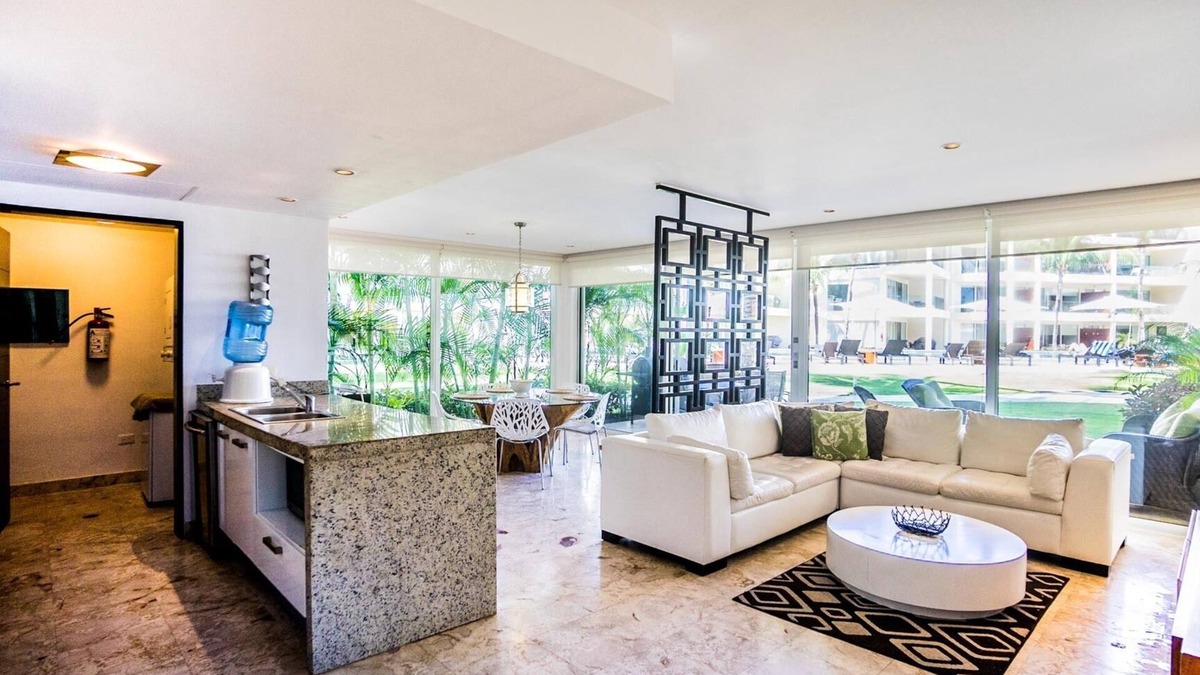 Puerto Juarez Condo | Ground floor right off the huge Infinity Pool at The Elements by BRIC