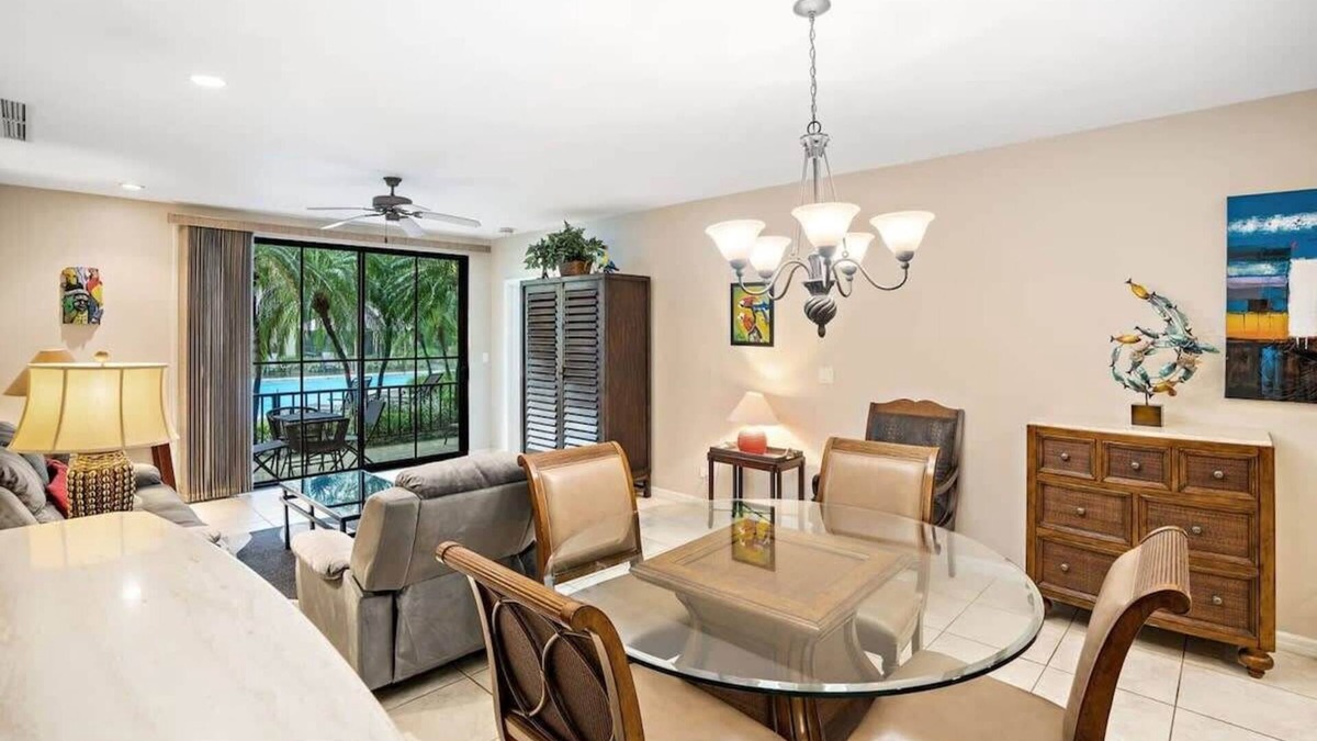 Playa Hermosa Apartment | Ground-floor unit in front of lazy river pool at Pacifico in Coco