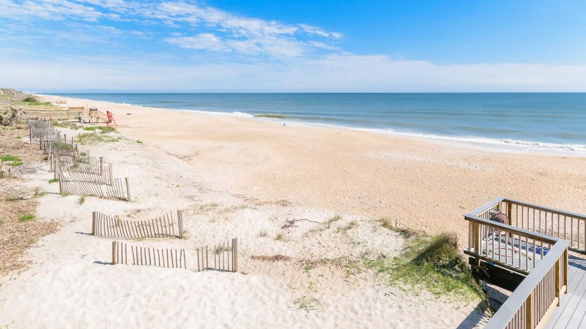 Sawgrass Condo | Ground Floor Convenient Gated condo at Beach Sawgrass - Pet Friendly!