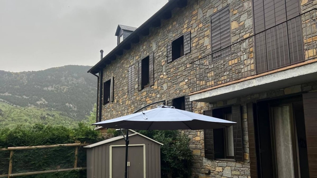 Pla de l'Ermita Apartment | Ground floor with private garden Aüt 1