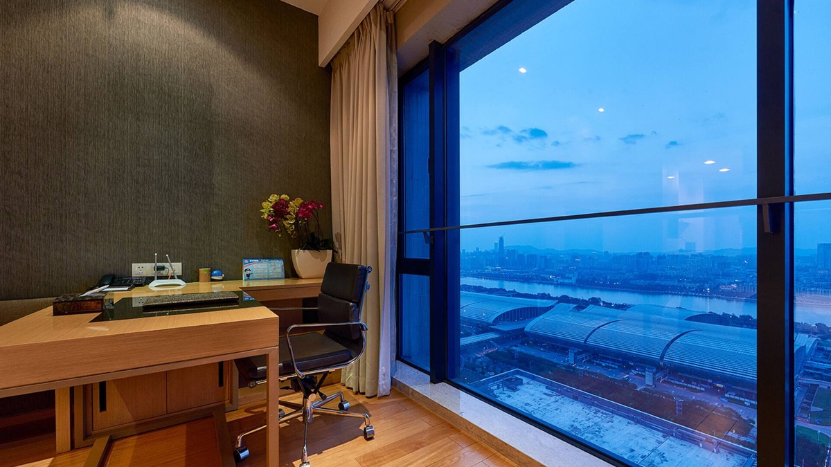 Pazhou Residential District Apartment | Guangzhou HeeFun Apartment - Poly World Trading Center