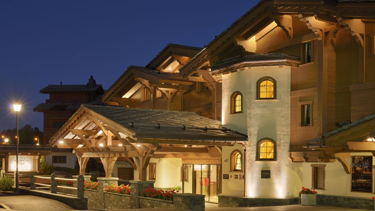 Noes Hotel | Guarda Golf Hotel & Residences