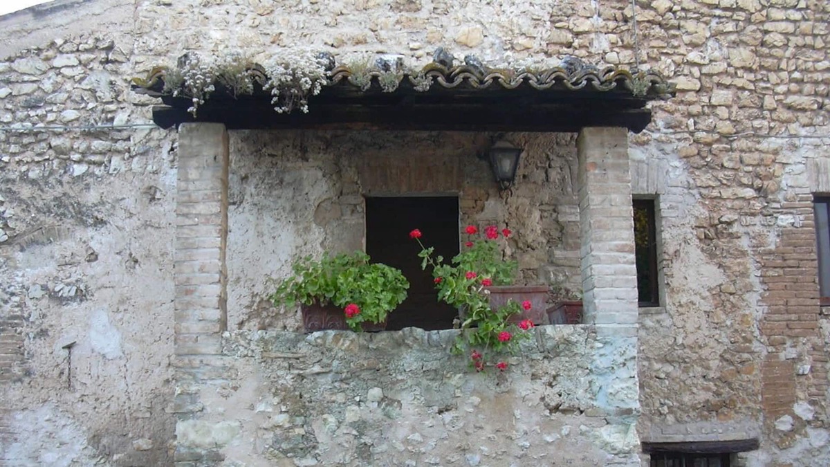 Spoleto Apartment | Guardiola elegant holiday apartment to rent 2+2 pax