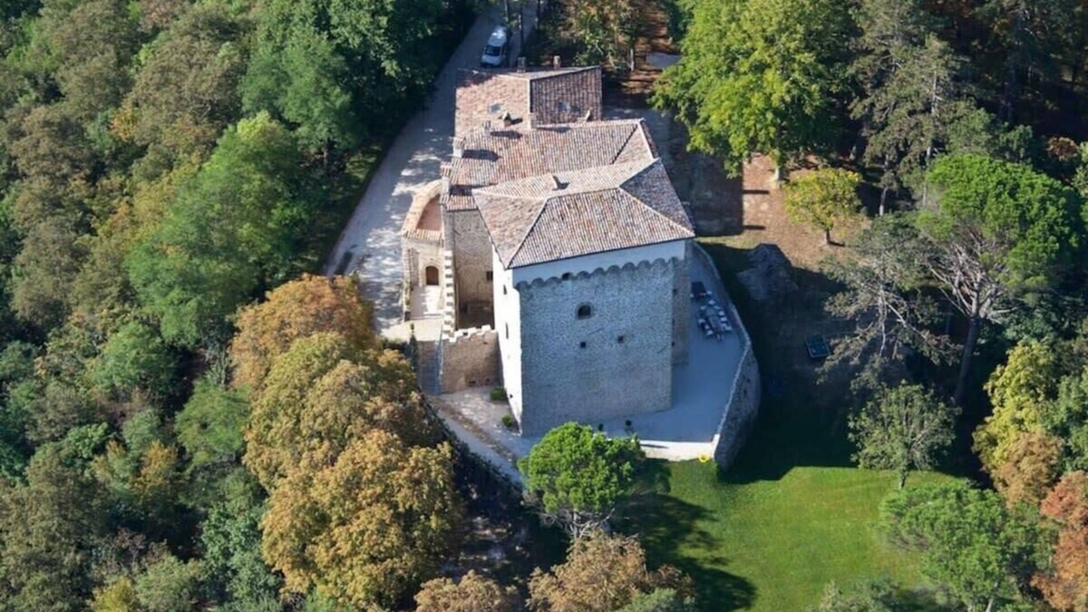 Carbonesca Other | Gubbio's Finest Castle
