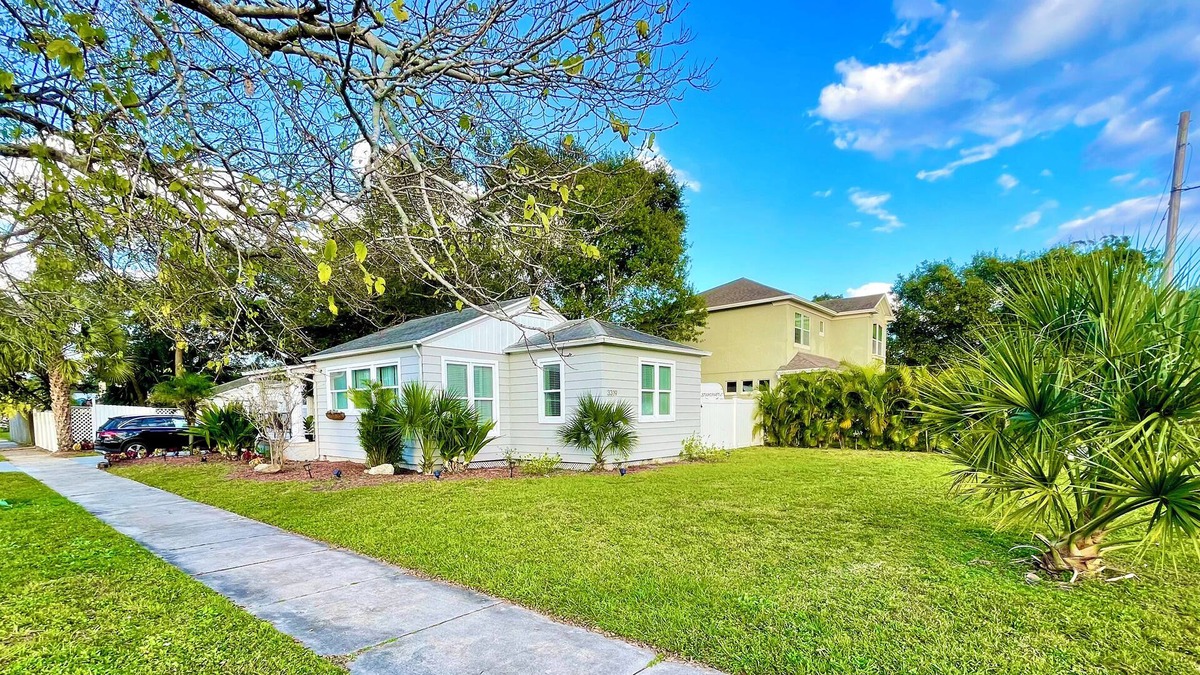 Sun Bay South House | Guest favorite! South Tampa Home - Close to the Bay & Beaches! Great location!