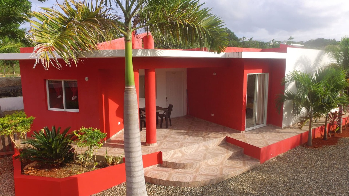 Urbanizacion Tavarez House | Guest-friendly Budget villa, Internet, Pool, A/C, Walking Distance To Everything