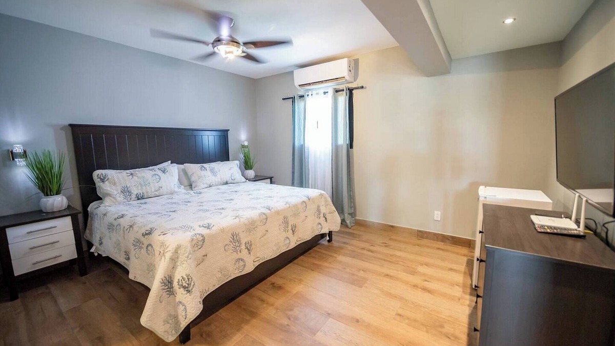 El Batey Apartment | Guest-friendly penthouse on Sosua strip, private pool/snooker!