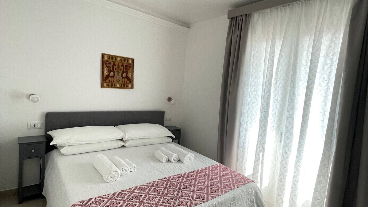 Lotzorai House | Guest House 'Grazia Deledda' with Shared Terrace, Wi-Fi and Air Conditioning