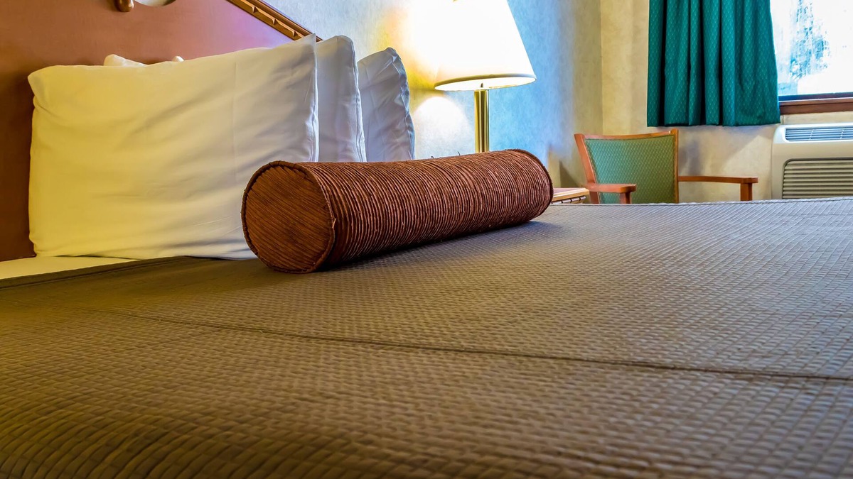Junction City Hotel | Guest House Inn Junction City