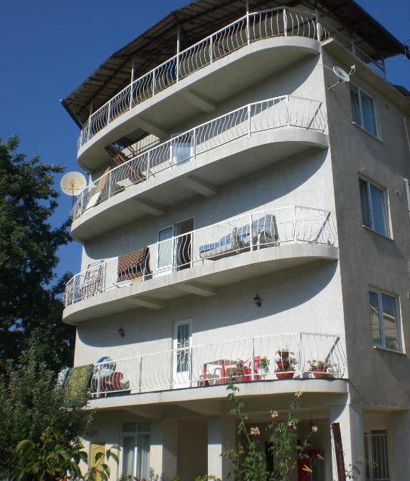 Tsentralnyy House | Guest house on Rakhmaninova 21