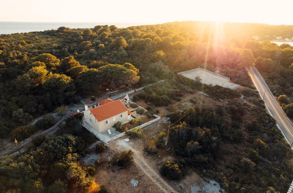 Dragove House | Guest House Sakarun