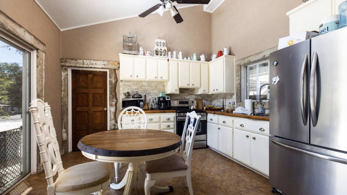 Santa Barbara County Cottage | Guest House