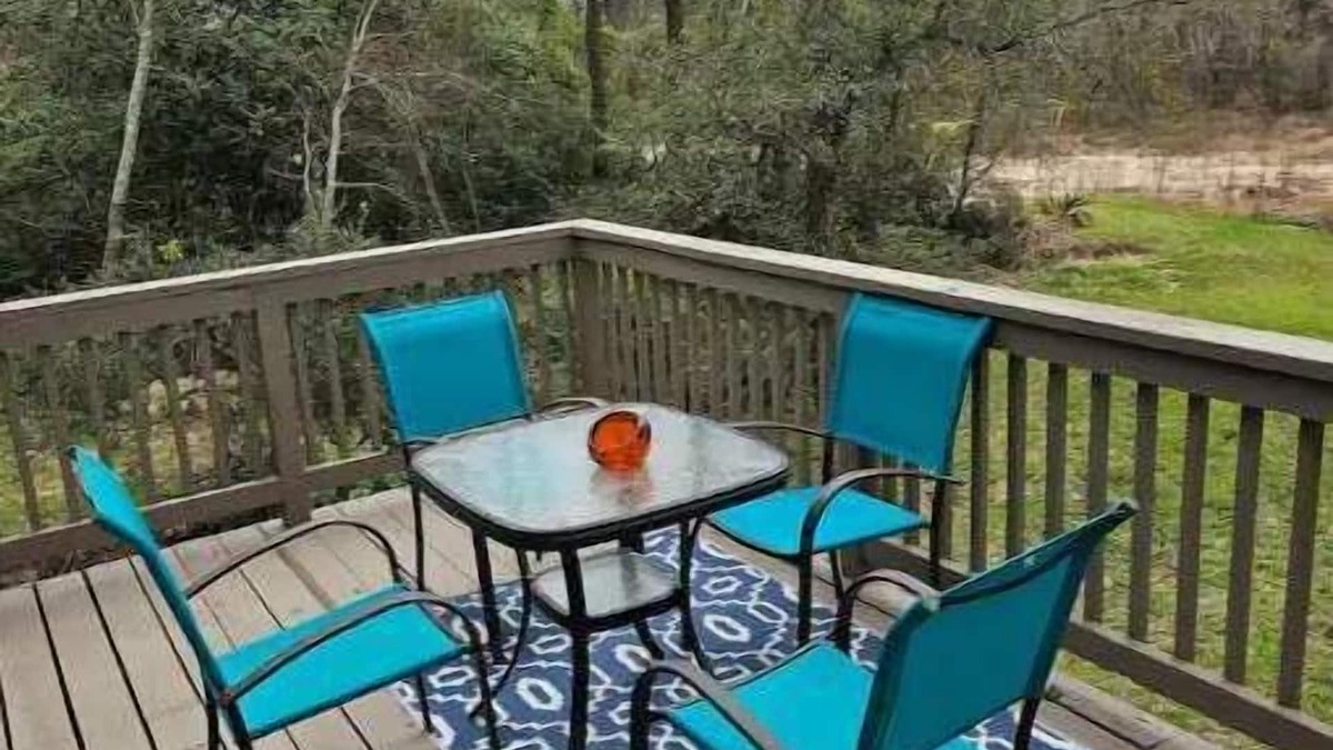 Spring House | Guest House with Private Beach!