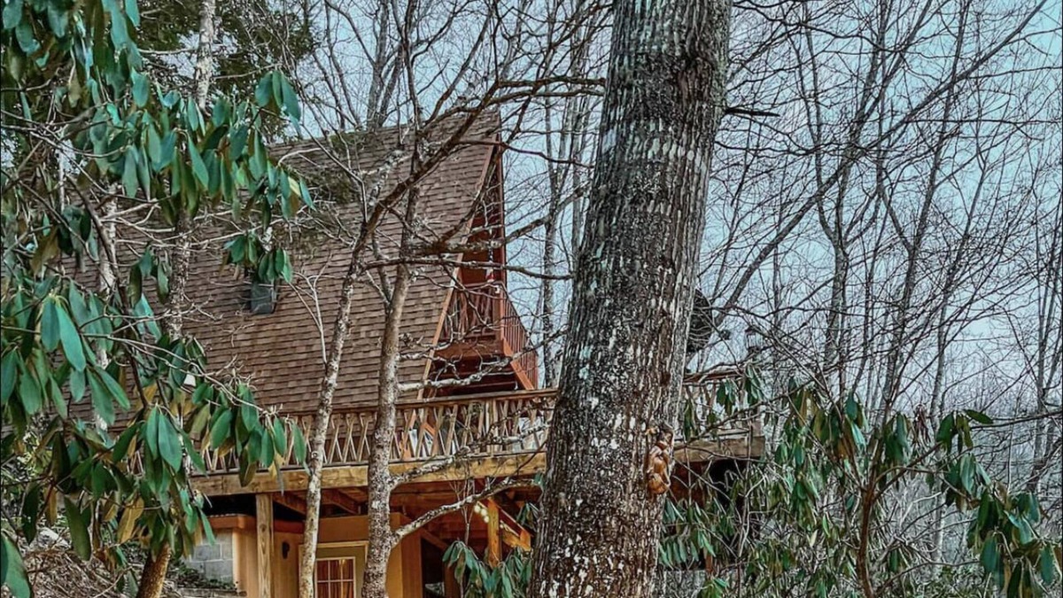 Canton Cabin | Guest suite in A-frame cabin with private entrance/private bath