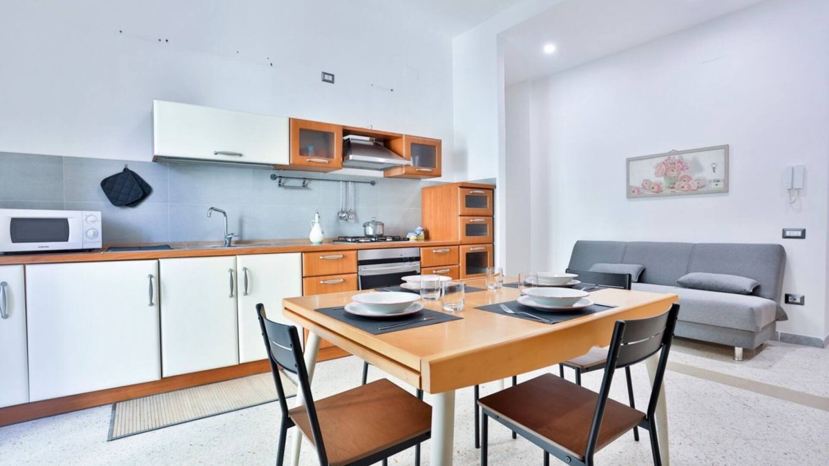 Salerno Apartment | GuestHost - Casa Massimo