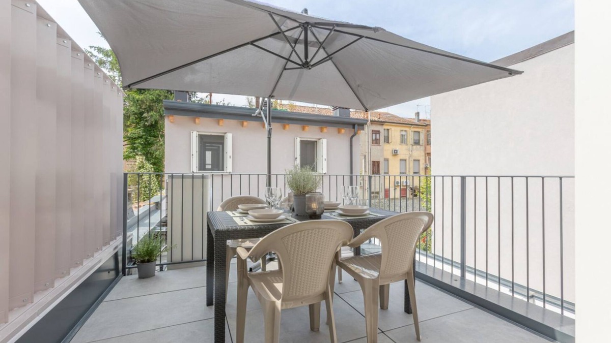 Ferrara Apartment | GuestHost - Le Agavi - Lovely Flat X6 with Terrace