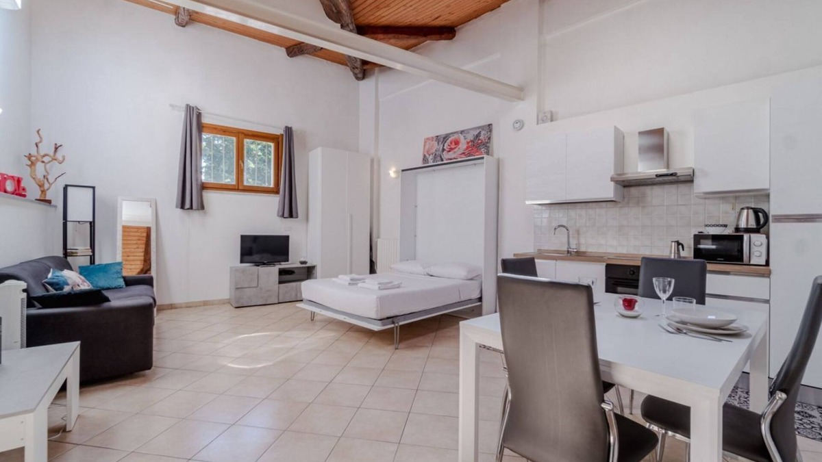 Aurora Apartment | GuestHost - Studio Apartment near Campus Einaudi