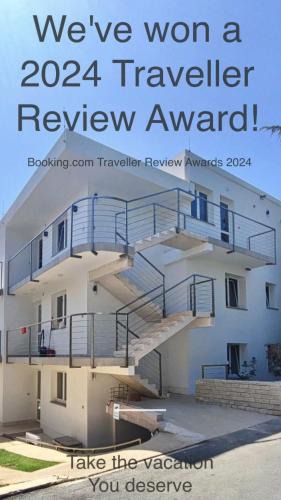 Novalja Apartment | Guesthouse - Hotel California