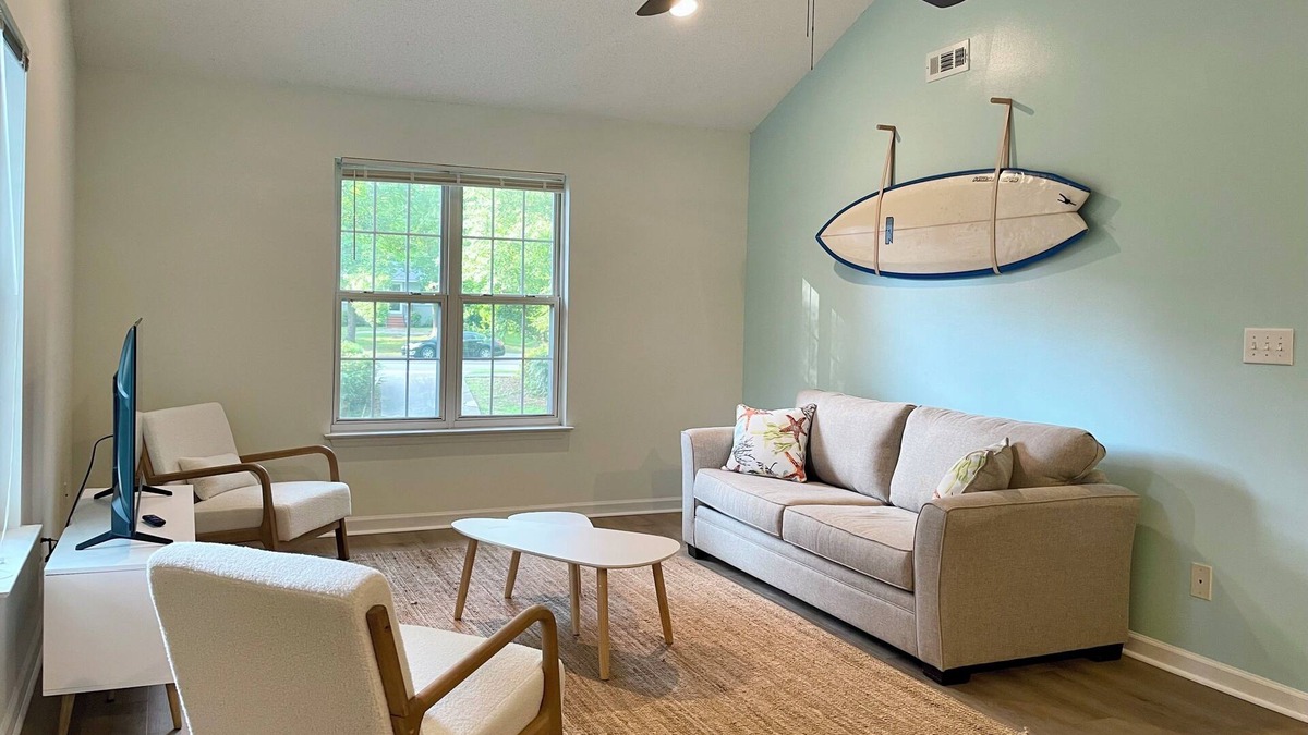 Wilmington Apartment | Guesthouse in Wilmington! 5 minutes to downtown, 15 minutes to the beach!