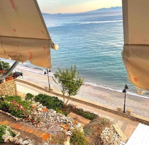 Qeparo House | Guesthouse Thanasi