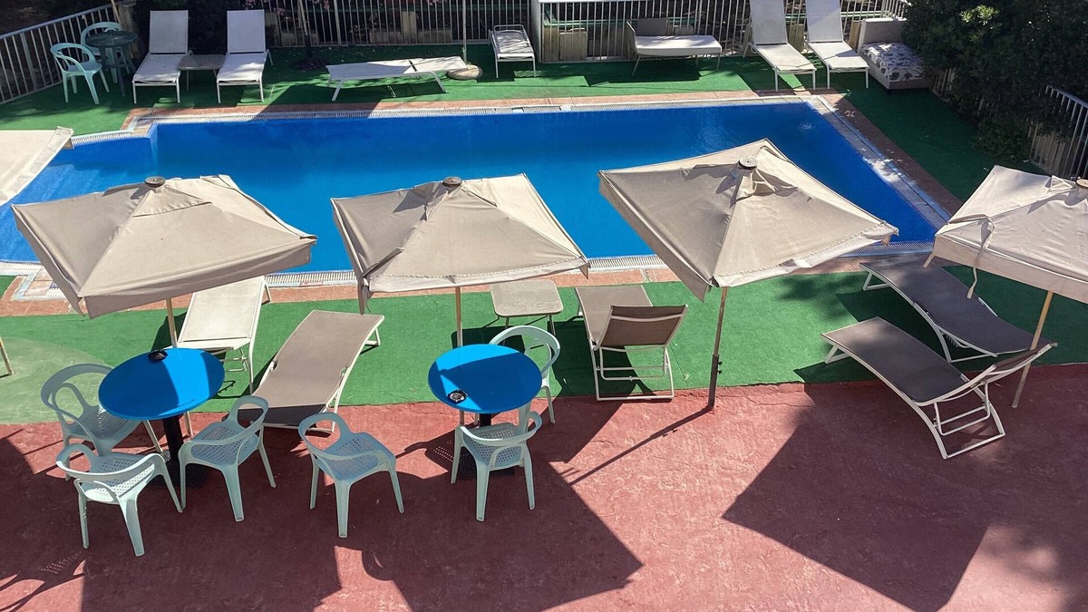 Is-Salina Bed & Breakfast | guesthouse with pool with AC and WiFi in fabulous Naxxar/Qawra