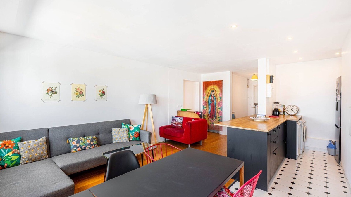 Belleville Apartment | GuestReady - Chic retreat with skyline views for 2