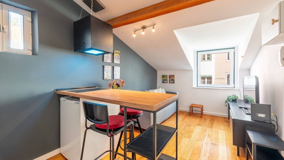 Lisbon Old Town Apartment | GuestReady - Distinct Downtown Getaway
