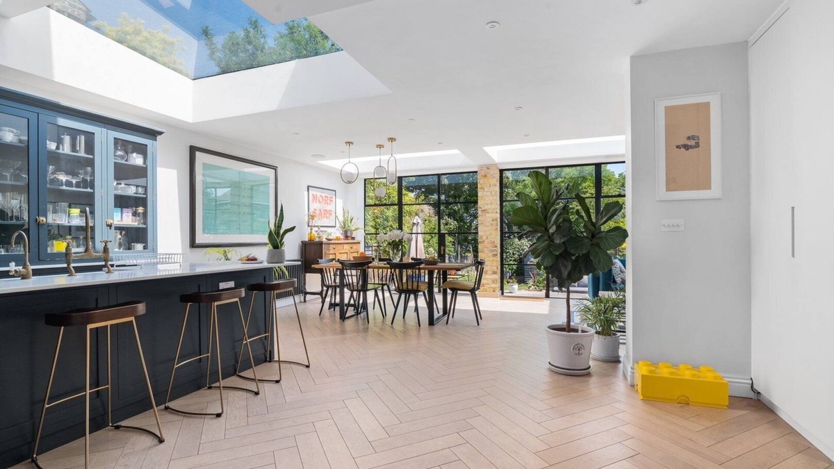 Woolwich Riverside House | GuestReady - Family home with garden in Greenwich