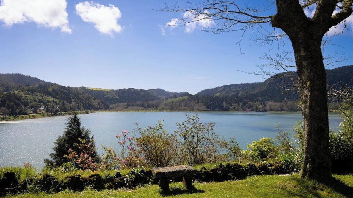 Furnas House | GuestReady - Lakefront Casa do Garajau