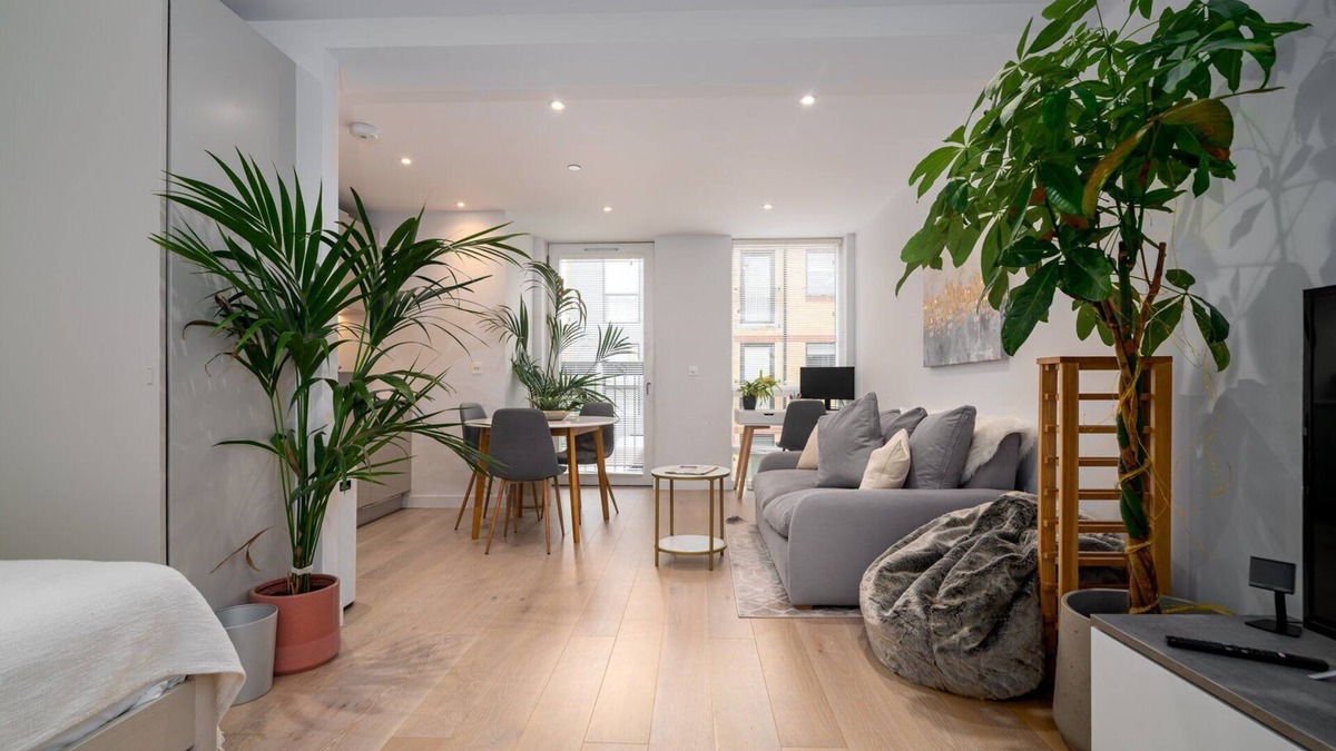 Ravenscourt Park Apartment | GuestReady - Modern Studio for 2 in Albion Court