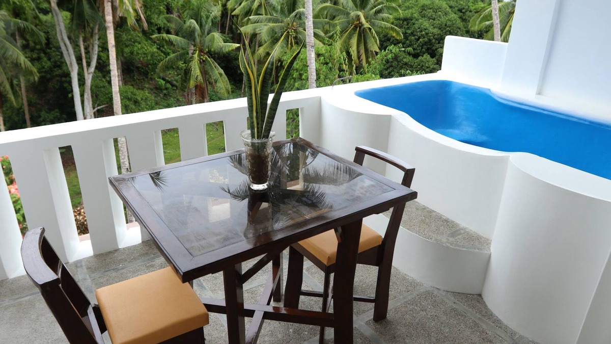 Guindulman Hotel | Guindulman Bay Tourist Inn